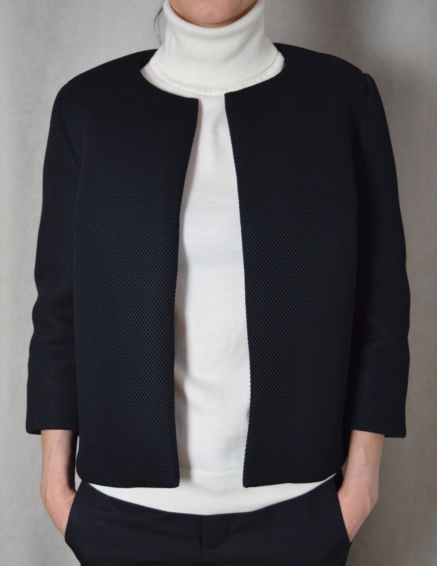 La petite veste noire, Awa